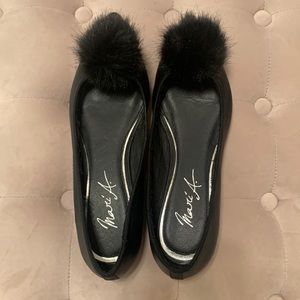 NWOT Mari A. Black Pom Pom Flat